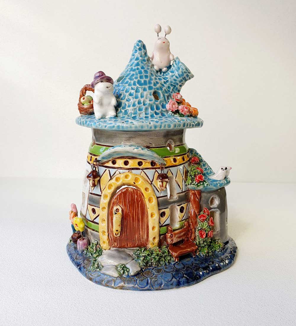 Ceramic sculpture